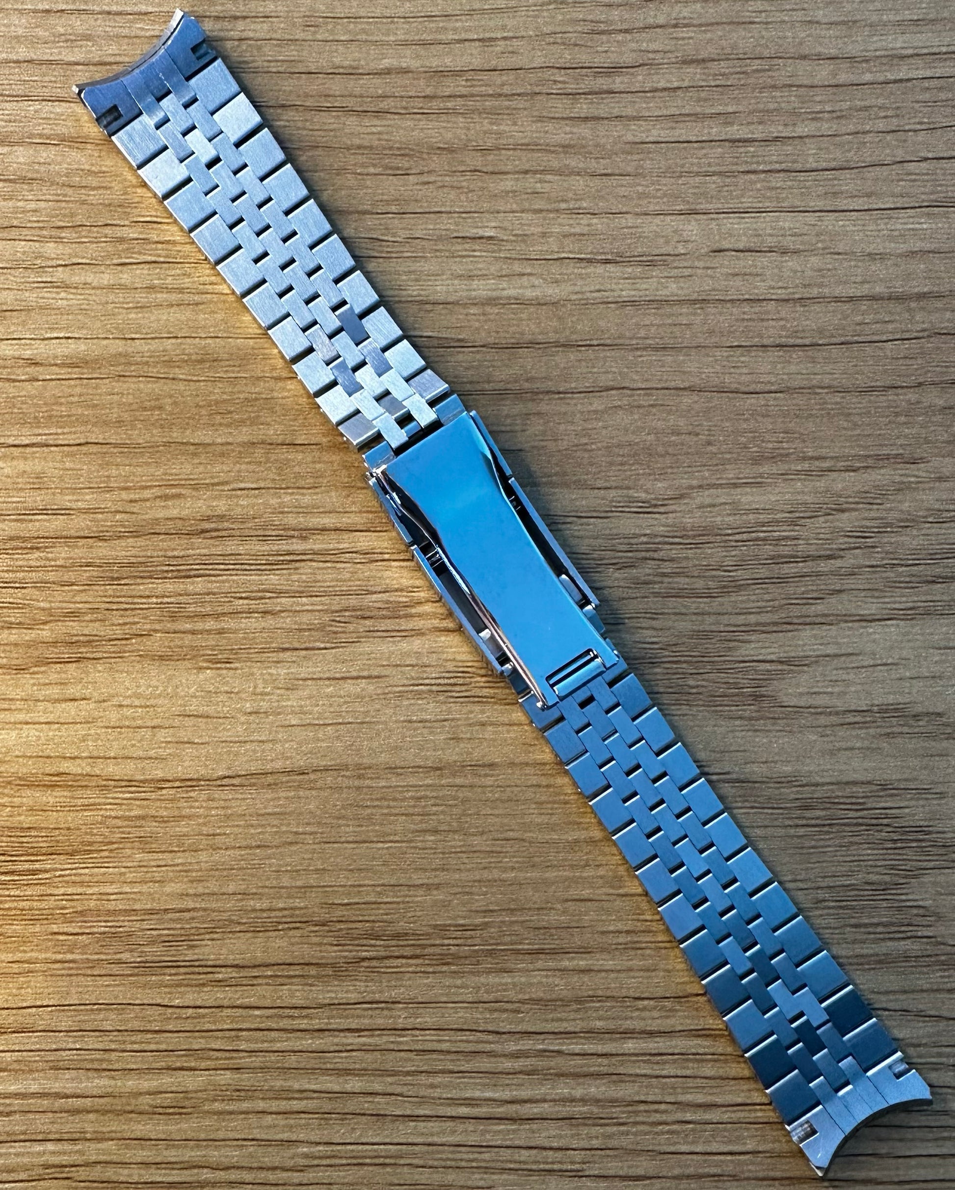 Replacement Rolex Jubilee Strap for Datejust and GMT Master II watches.