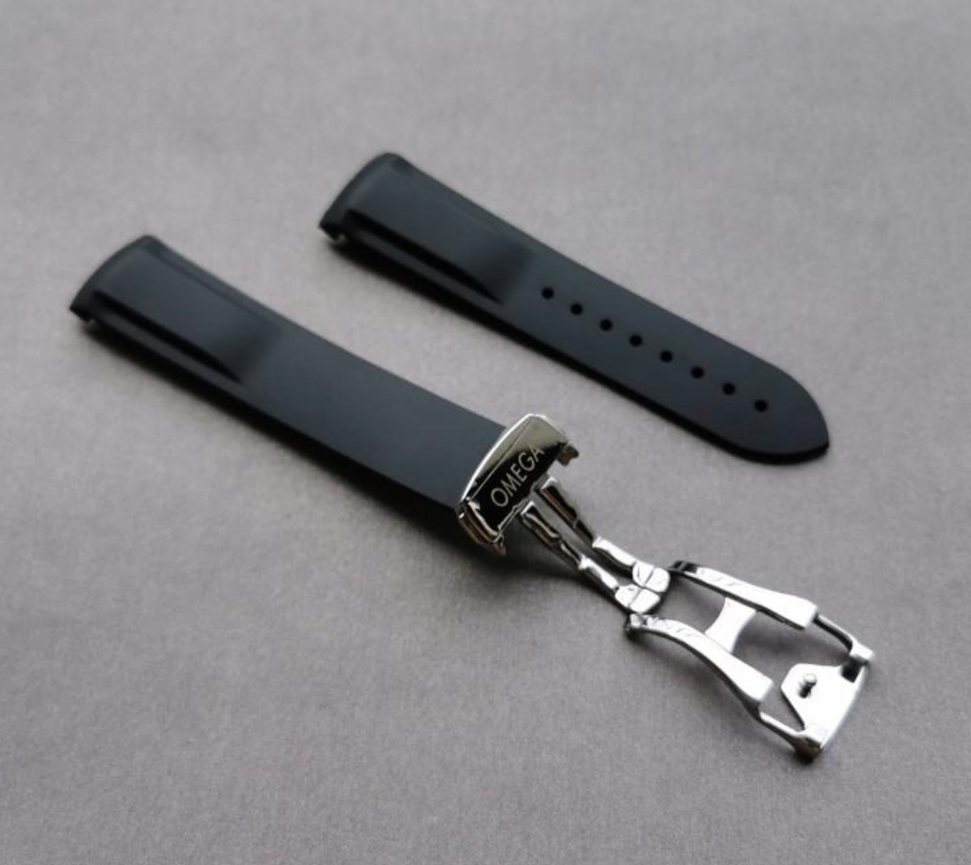 22mm Black Omega Rubber Band with Omega Foldover Deployment Clasp