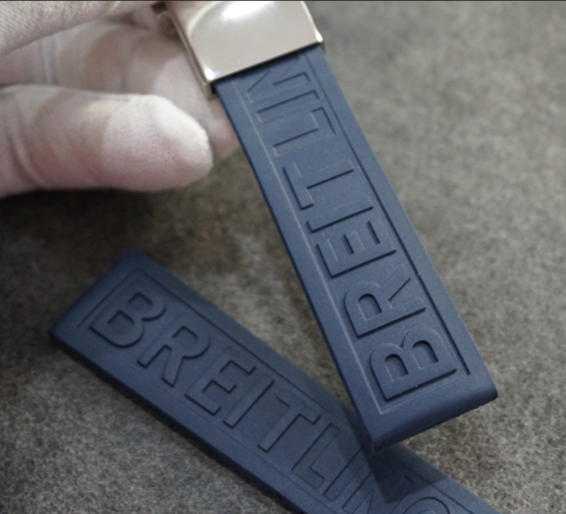 Dark blue 24mm Breitling silicone strap