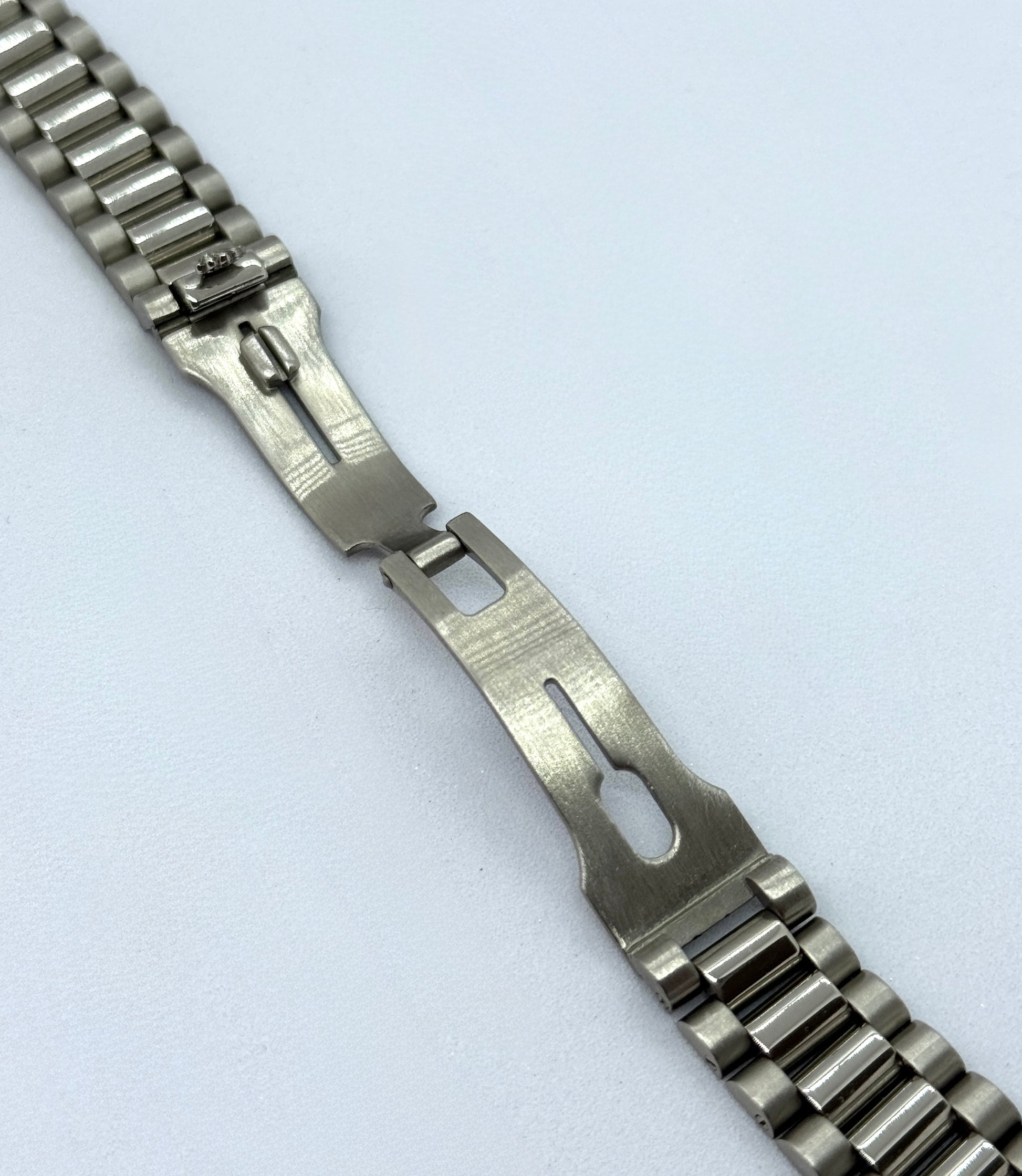 Silver replacement clasp for Presidential rolex day date 36mm strap