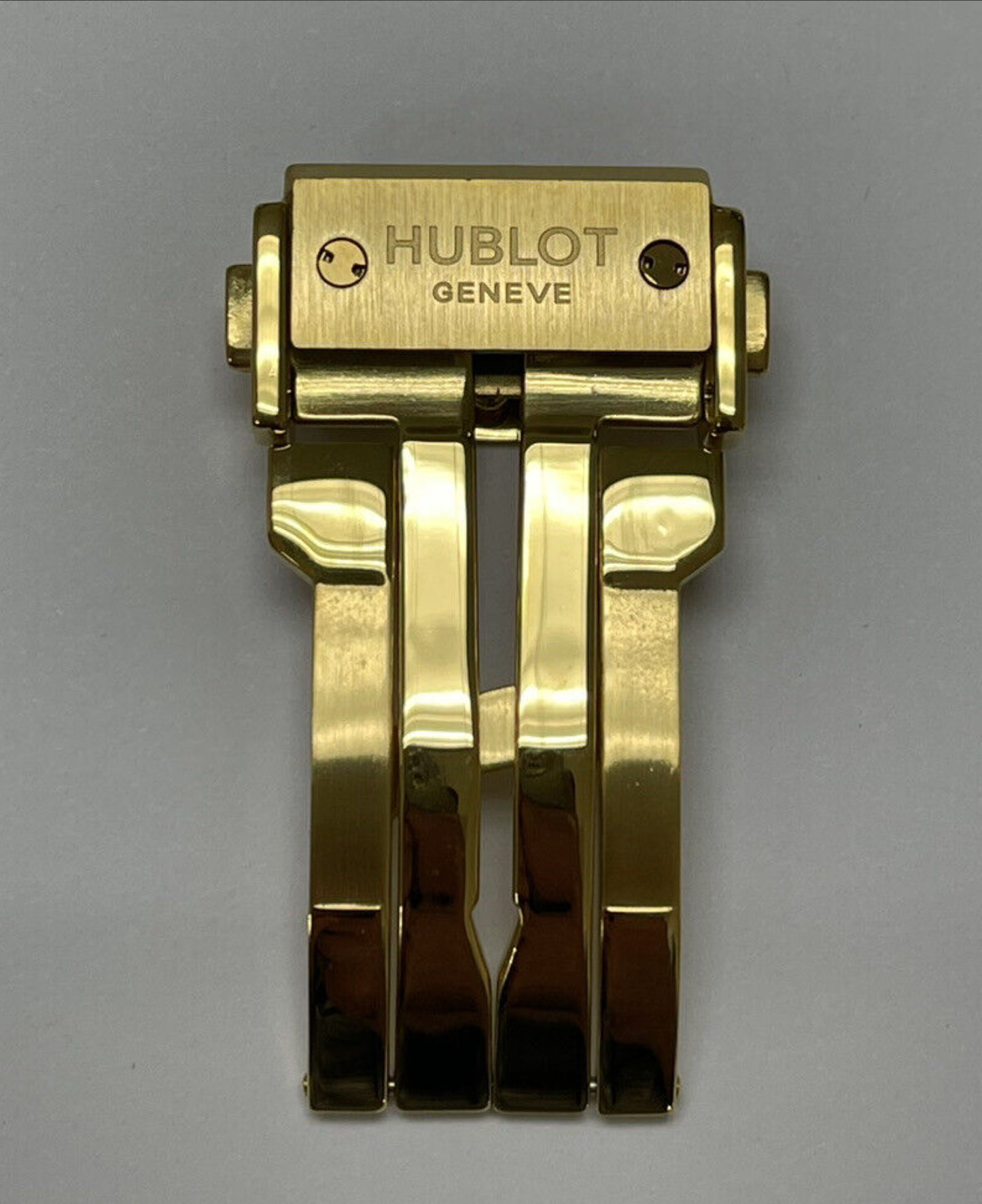 Hublot clasp clearance