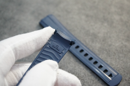 Blue 20mm Rubber Strap for Omega Seamaster 300 & MoonSwatch With Stainless Steel pin buckle