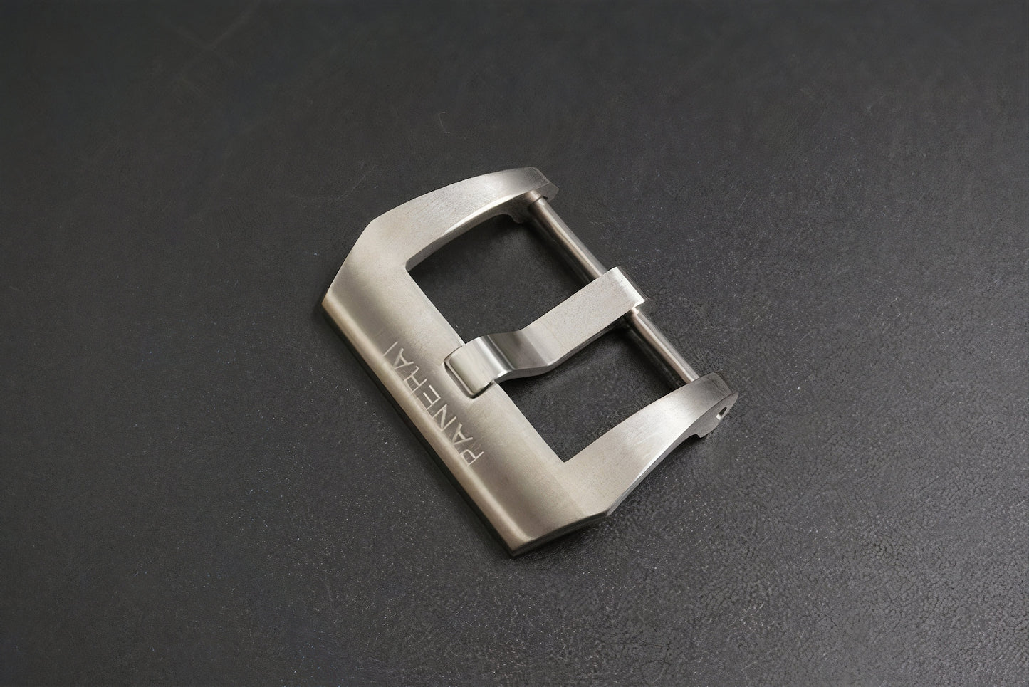 For Panerai 24mm 26mm Military Rubber Band Strap Clasp Buckle for 44mm 47mm Luminor Submersible Diver Watch PAM 441 111 Kautschuk Armband