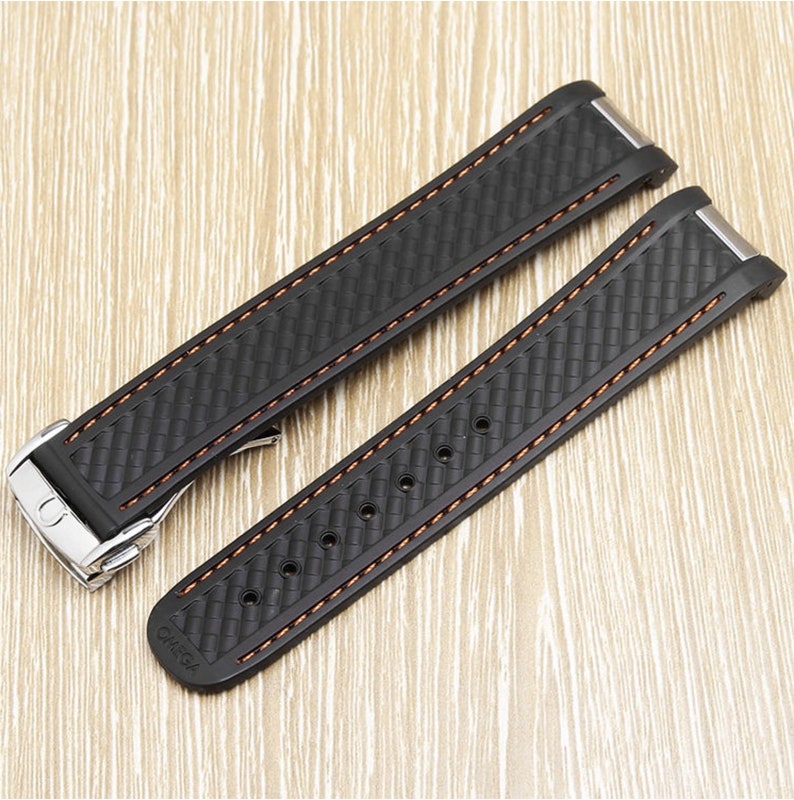 19mm Omega High-Quality Seamaster AT  Compatible Blue / Black Curved Rubber Aqua Terra 150M or Seamaster 300 Pro